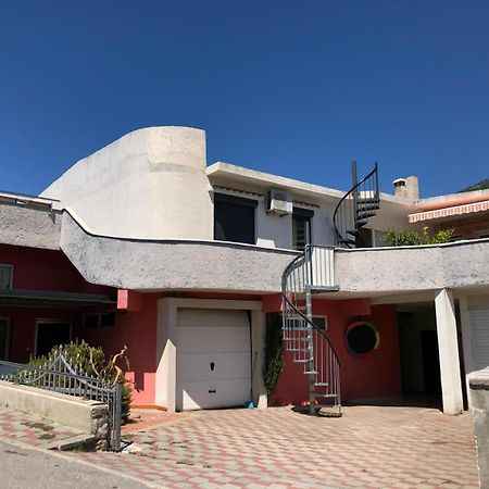 Apartmani Cesarica 카를로바크 외부 사진