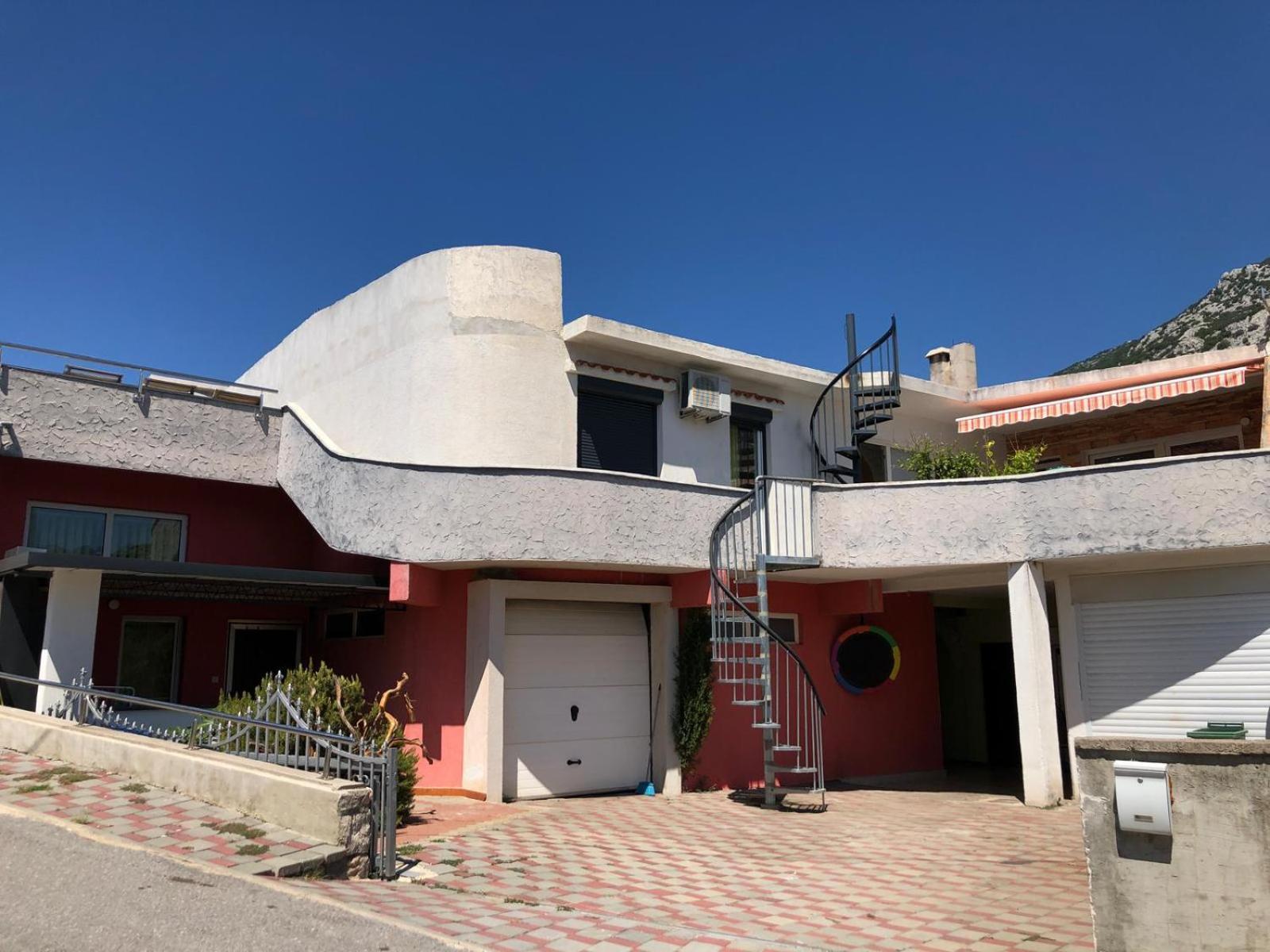 Apartmani Cesarica 카를로바크 외부 사진
